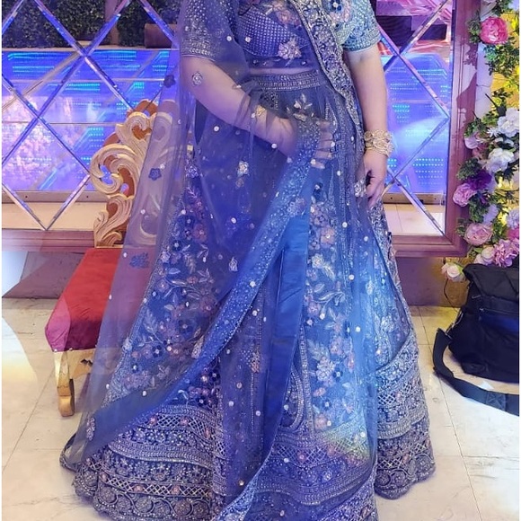 Lehenga - Picture 3 of 8